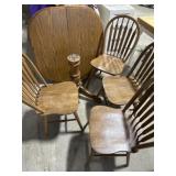 Dining  room table and chairs with 2 leaves