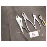 Pliers