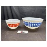 Pyrex Polk a Dot bowls