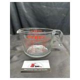 Glass Pyrex measuring cup