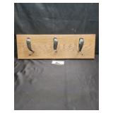 Golf iron hanger
