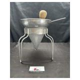 Aluminum strainer
