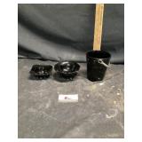 Black dishes
