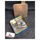 Tin of clipper