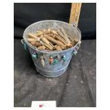 Clothes pins