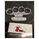 Boxer, aluminum knuckles