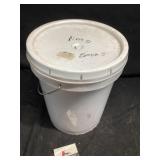 Vacuum sealed 5 gallon pinto beans