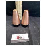 Mid-century modern salt and pepper