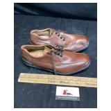 Clarkï¿½s leather shoes size 9 1/2