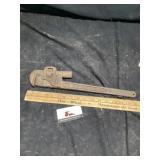 Pipe wrench