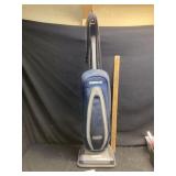 Oreck XL silver vacuum works as it should