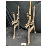Cast-iron fountain service bench ends