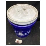5 gallon bucket of wheat