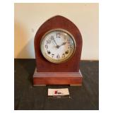 Mantle clock