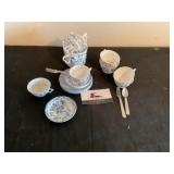 Blue ideal tea set