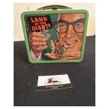 Land of the giants. Lunchbox