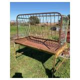 Livestock hay feeder