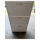 Free standing storage