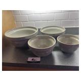 4 Stoneware bowls
