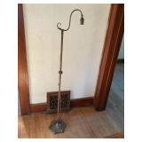 Floor lamp
