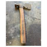 Carpenter hatchet