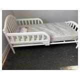 Toddler bed