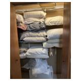 Pillows and misc bedding