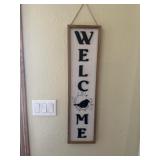 Wooden welcome wall hanging