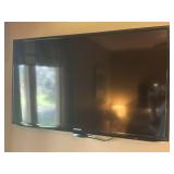 40 inch Samsung TV with Roku