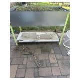 Metal planter box