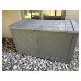 Suncast deck box