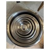 Stainless mixing bowls