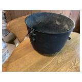 Metal pot