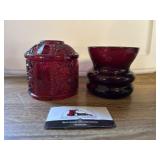 Red glassware