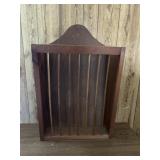 Magazine wall hanging rack