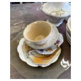 Misc vintage dishes