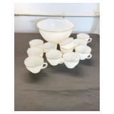 Gold rim glass bowl and mugs