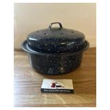 Enamel pan