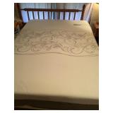 Full size adjustable Serta bed