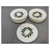 16 Christmas 10 inch Dinner Plates