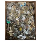 Large Lot of Miscellaneous Keys