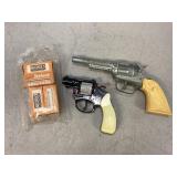 Vintage Cap Guns and Caps