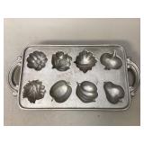 Cast Aluminum Muffin Pan