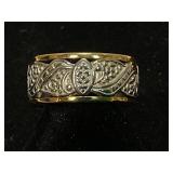 Gold Womanï¿½s Wedding Band
