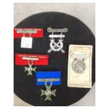 Assorted USMC Marksmanship Badges