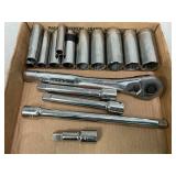 Craftsman Ratchet, Socket Extension & Sockets