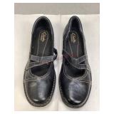 Pair of Black Leather Clarkï¿½s Bendables Flats