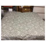 Queen Size Comforter