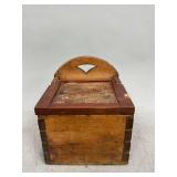 Early Primitive Dove Tail Salt Box