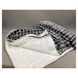 90x90 Montauk Brand Fleece Blanket